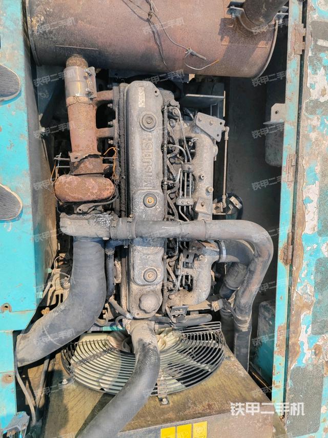 增壓器特寫(xiě)(上車(chē)部件) 增壓器特寫(xiě)(上車(chē)部件)