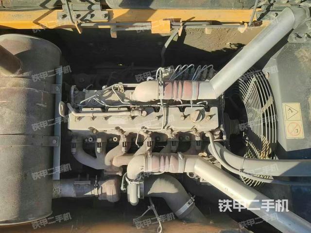 發(fā)動機(jī)整體俯視（整機(jī)外觀）