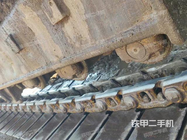 单侧履带整体（整机外观）