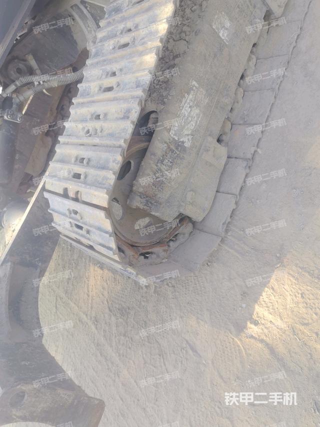 左導向輪(行走機構) 左導向輪(行走機構)