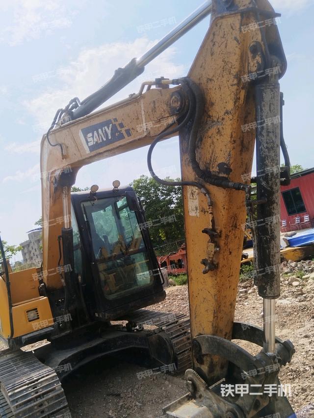 小臂整體左后（工作和回轉裝置）