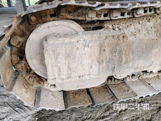 左導(dǎo)向輪（行走機(jī)構(gòu)）