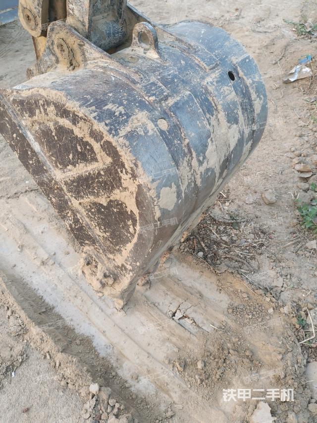 小臂整體右前（工作和回轉(zhuǎn)裝置）