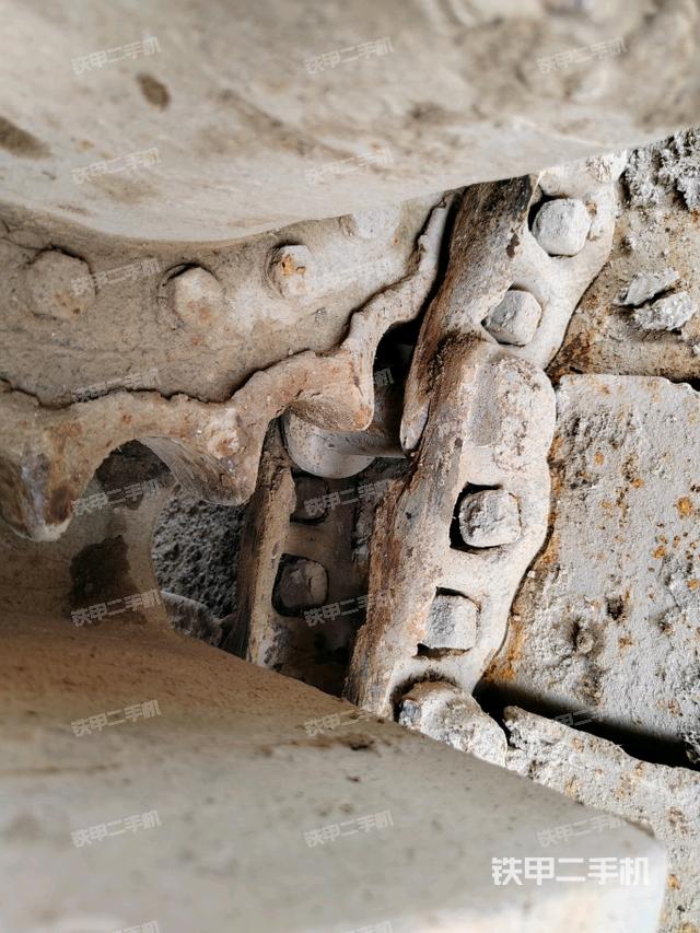 右導(dǎo)向輪（行走機(jī)構(gòu)）