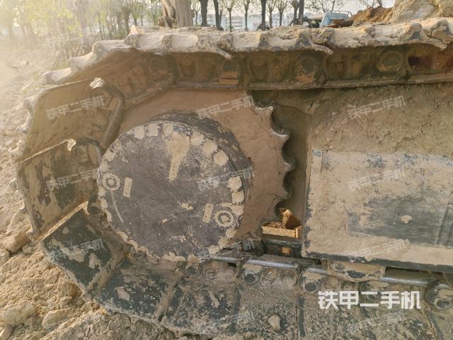 右側(cè)行走馬達(dá)蓋板（行走機(jī)構(gòu)）