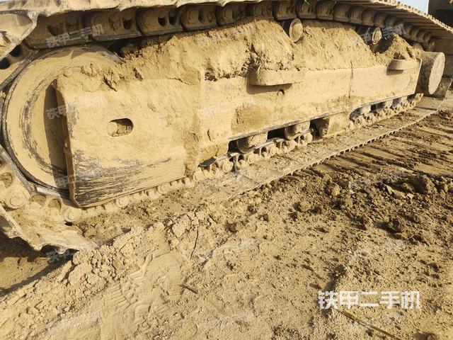 右側(cè)行走馬達(dá)蓋板（行走機(jī)構(gòu)）