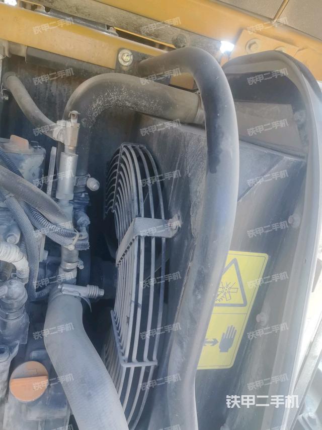 水箱+風扇特寫(上車部件) 水箱+風扇特寫(上車部件)