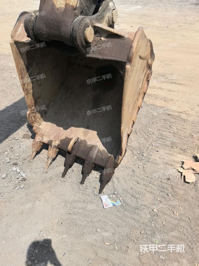 鏟斗45度（工作和回轉(zhuǎn)裝置）