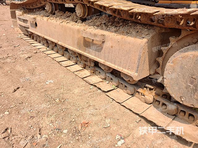 單側(cè)履帶整體（整機(jī)外觀）