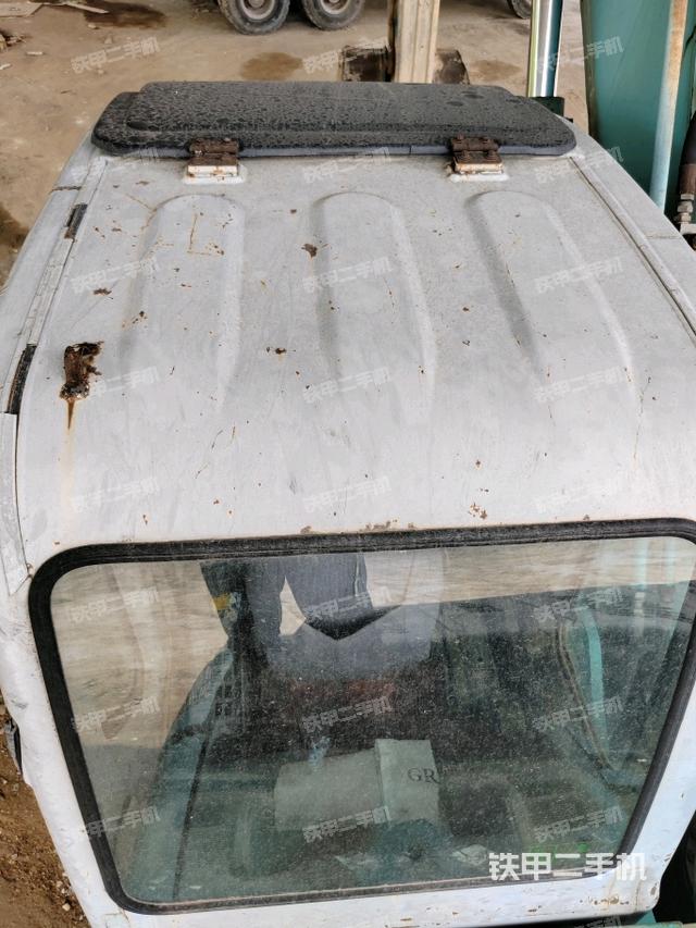 駕駛室頂部俯視(上車部件) 駕駛室頂部俯視(上車部件)