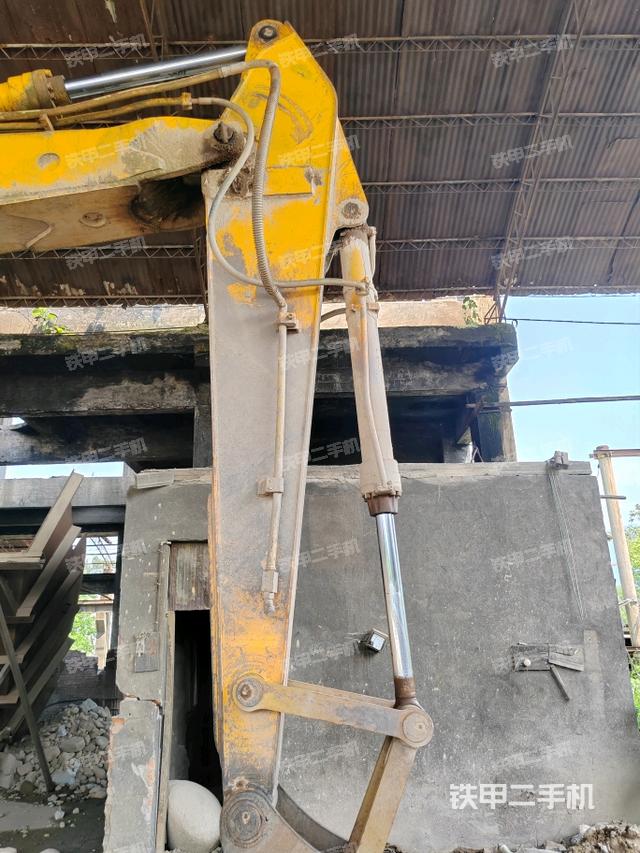 小臂整體左后（工作和回轉(zhuǎn)裝置）