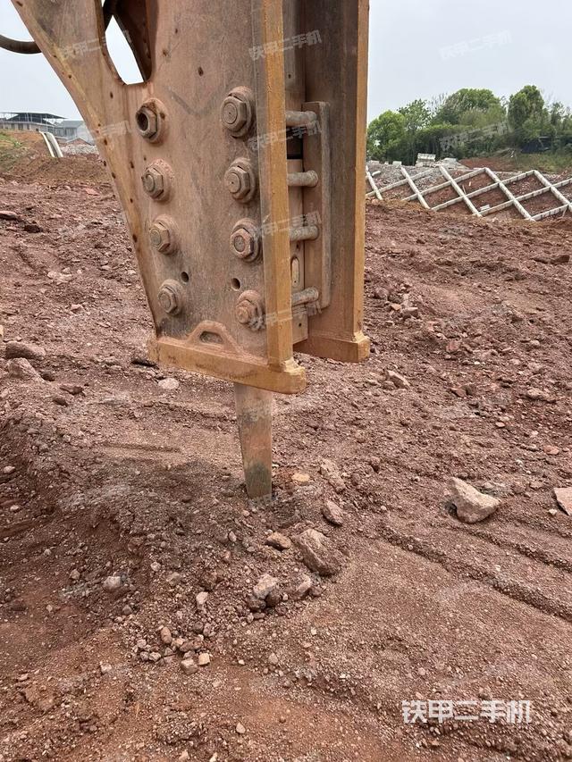 液壓泵斜45?右（大件艙室）