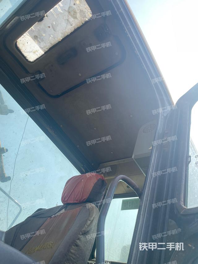 駕駛室頂部（整機(jī)外觀）