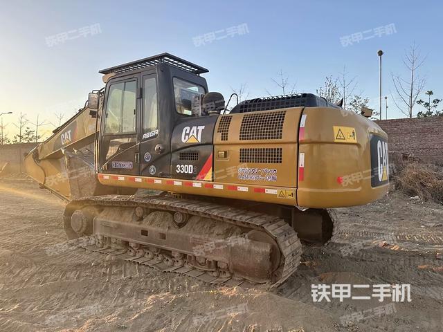 駕駛室頂部（整機(jī)外觀）