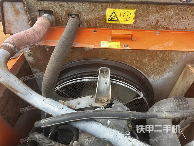 發(fā)動機(jī)整體俯視(整機(jī)外觀) 發(fā)動機(jī)整體俯視(整機(jī)外觀)