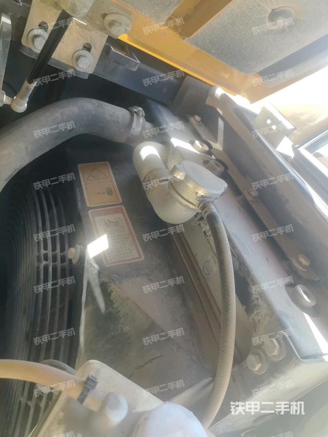 水箱+風扇特寫(上車部件) 水箱+風扇特寫(上車部件)