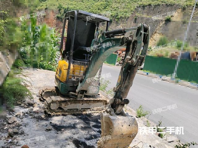 右前45(整機(jī)外觀) 右前45(整機(jī)外觀)