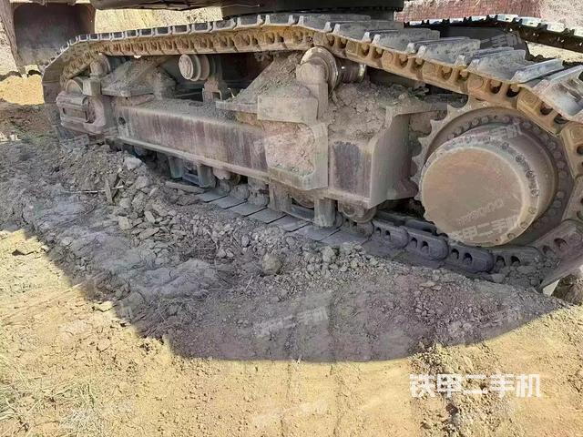 单侧履带整体（整机外观）