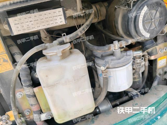 頂棚整體(駕駛室部分) 頂棚整體(駕駛室部分)