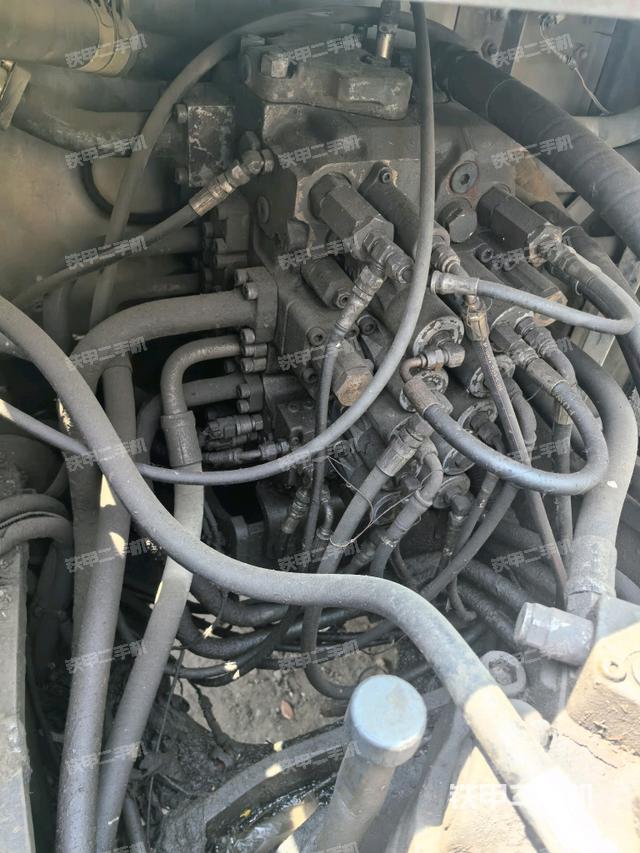 分配閥（上車部件）