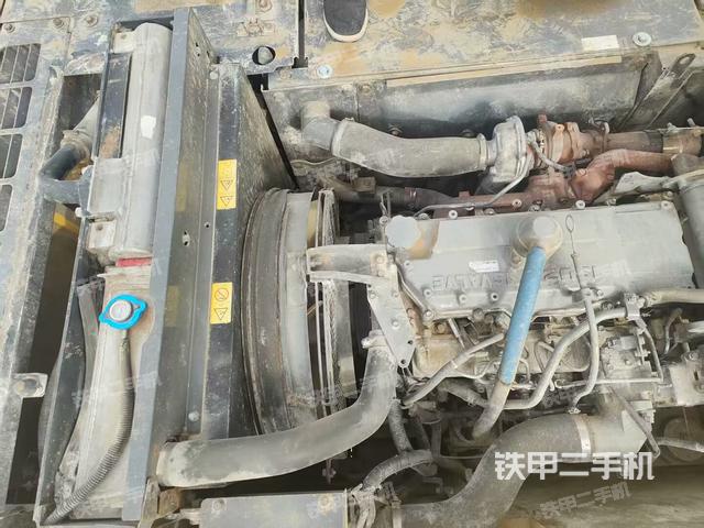 發(fā)動機(jī)整體俯視（整機(jī)外觀）