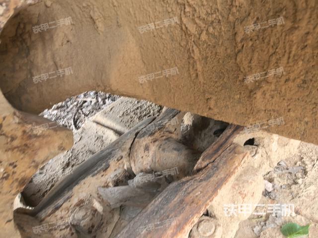 左托鏈輪和鏈筋(行走機構(gòu)) 左托鏈輪和鏈筋(行走機構(gòu))