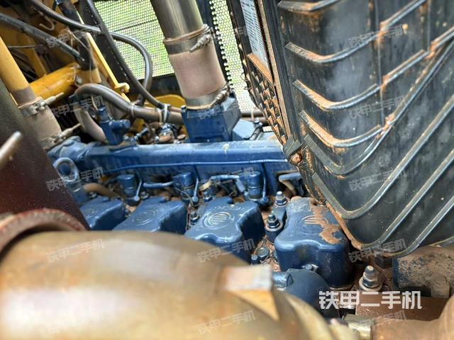 發(fā)動機(jī)(設(shè)備外觀及核心部件) 發(fā)動機(jī)(設(shè)備外觀及核心部件)