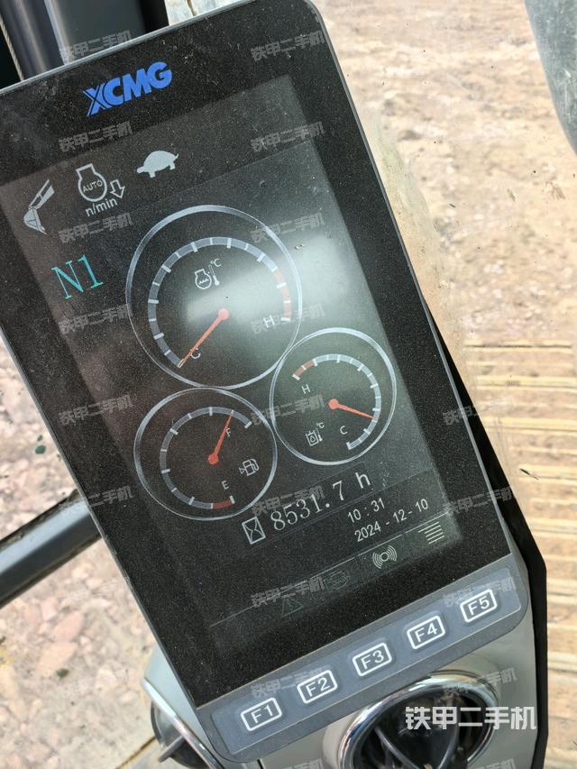 小時(shí)表(駕駛室部分) 小時(shí)表(駕駛室部分)