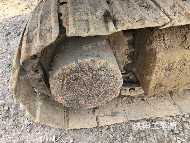 右驅(qū)動輪(行走機構(gòu)) 右驅(qū)動輪(行走機構(gòu))