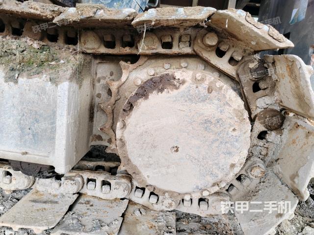 左側(cè)行走馬達(dá)蓋板（行走機(jī)構(gòu)）