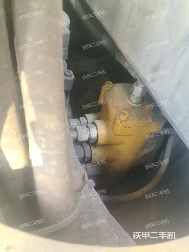 回轉(zhuǎn)馬達(dá)（上車(chē)部件）