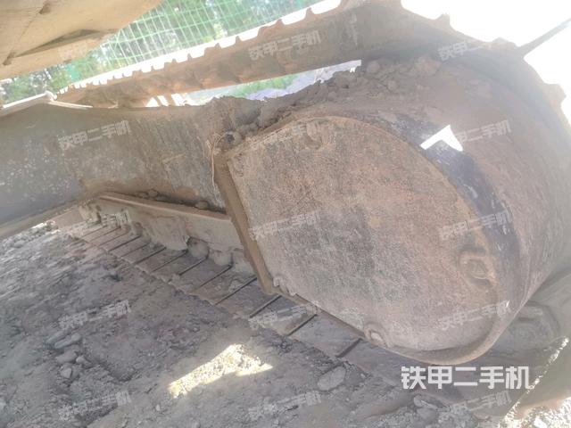 右侧行走马达盖板（行走机构）