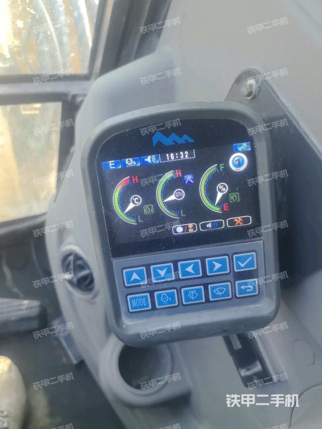 顯示屏?（駕駛室部分）