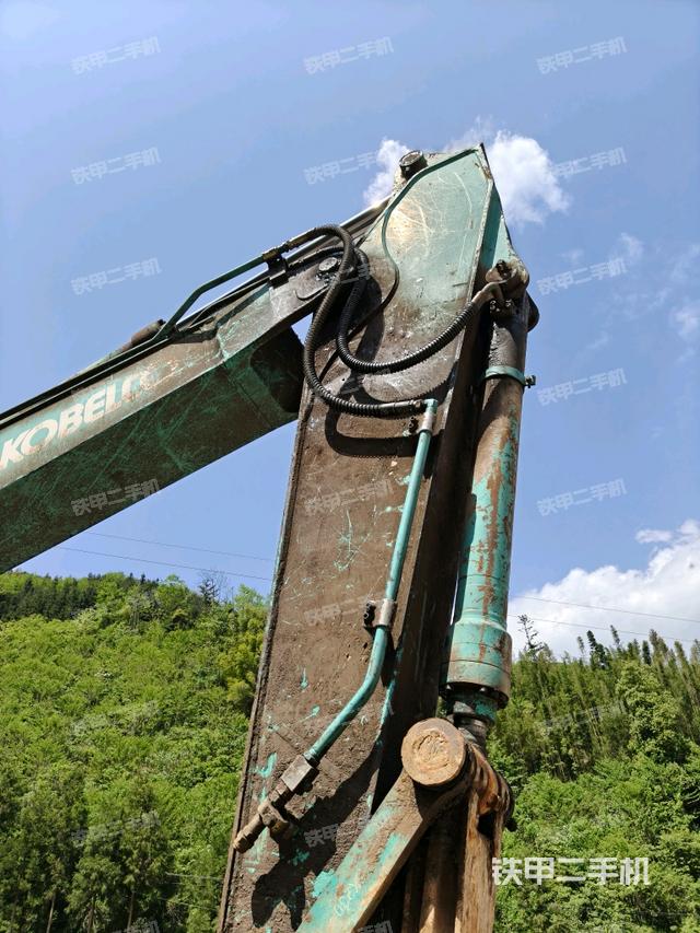 大臂整体 右侧（工作和回转装置）