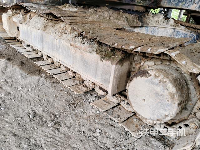 左托鏈輪和鏈筋（行走機(jī)構(gòu)）