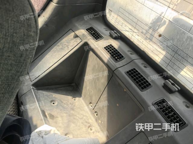 座椅后部（駕駛室部分）