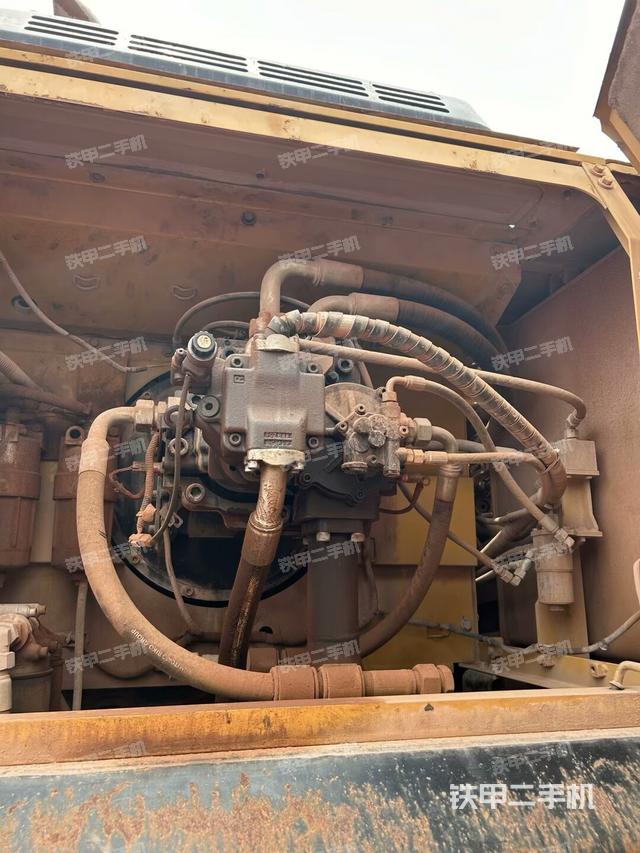 液壓泵室（大件艙室）