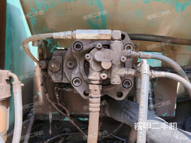 液压泵室（大件舱室）