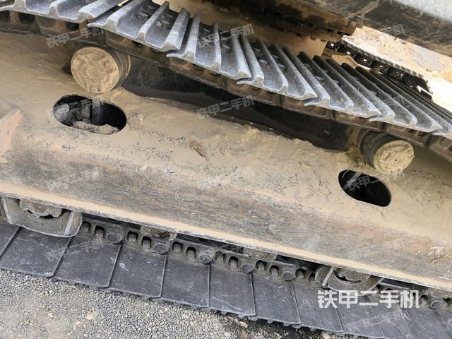 右側(cè)履帶整體（行走機構(gòu)）