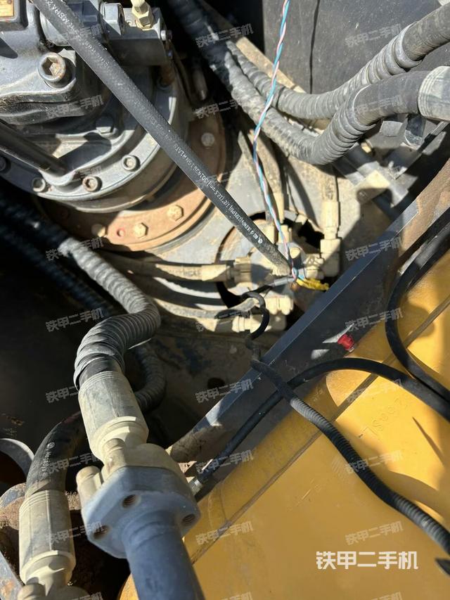 回轉(zhuǎn)馬達(dá)(上車(chē)部件) 回轉(zhuǎn)馬達(dá)(上車(chē)部件)