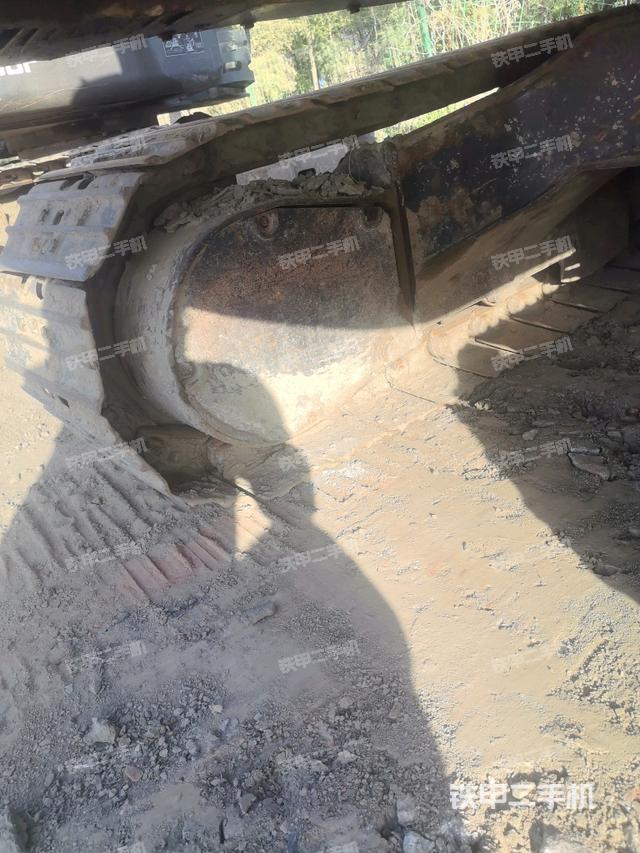 左侧行走马达盖板（行走机构）