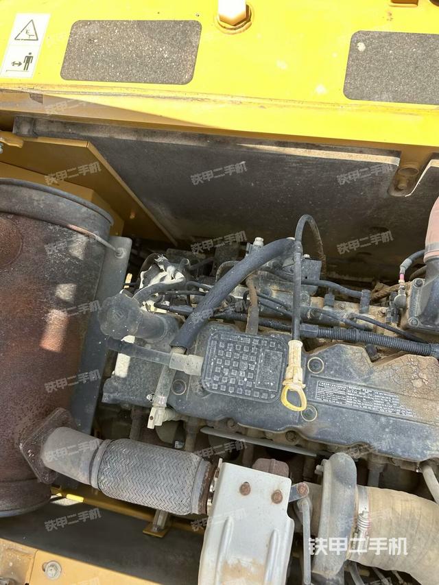 氣門(mén)室蓋螺絲特寫(xiě)(上車(chē)部件) 氣門(mén)室蓋螺絲特寫(xiě)(上車(chē)部件)