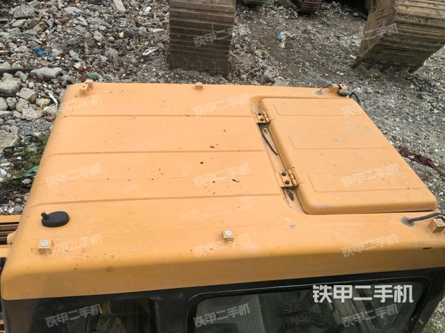 驾驶室顶部俯视（上车部件）