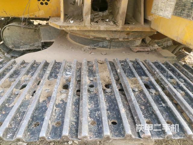 轉盤和下車架正前（工作和回轉裝置）