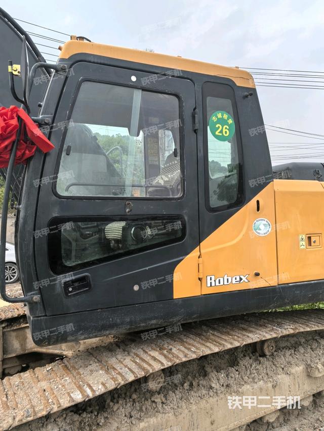 驾驶室正侧（驾驶室部分）