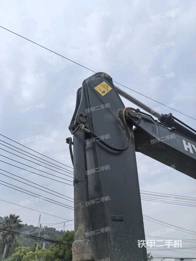 小臂整体右前（工作和回转装置）