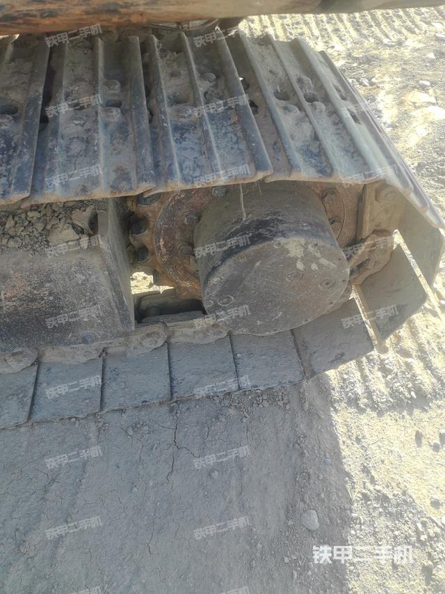 左驱动轮（行走机构）