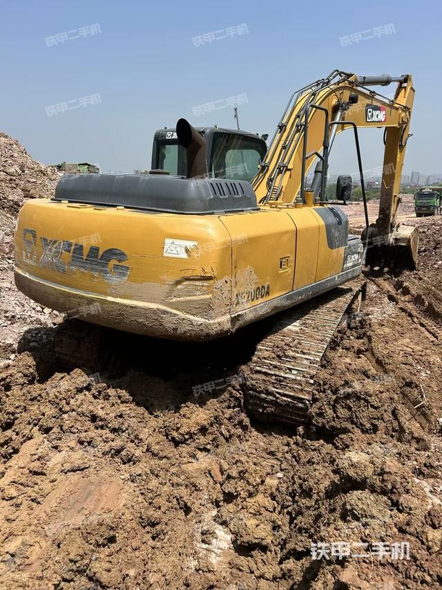 右前45(整機(jī)外觀(guān)) 右前45(整機(jī)外觀(guān))