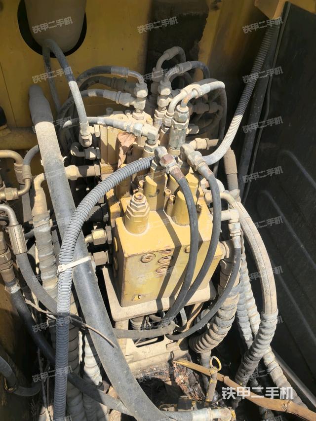 分配閥（上車部件）