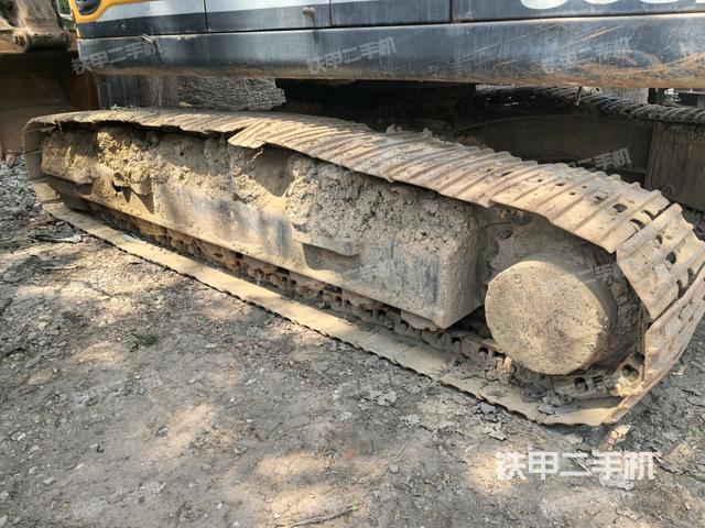 左側(cè)履帶整體?(行走機構(gòu)) 左側(cè)履帶整體?(行走機構(gòu))